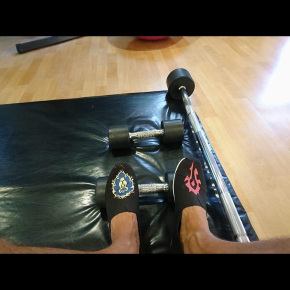 World of Warcraft custom hand painted TOMS - Picture 3 of 3